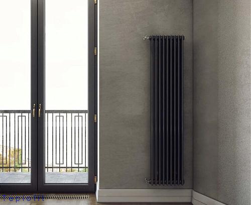 Zehnder Charleston Completto 2180/04 V001 1/2" RAL 9017 matt/9217 нижнее подключение черный матовый